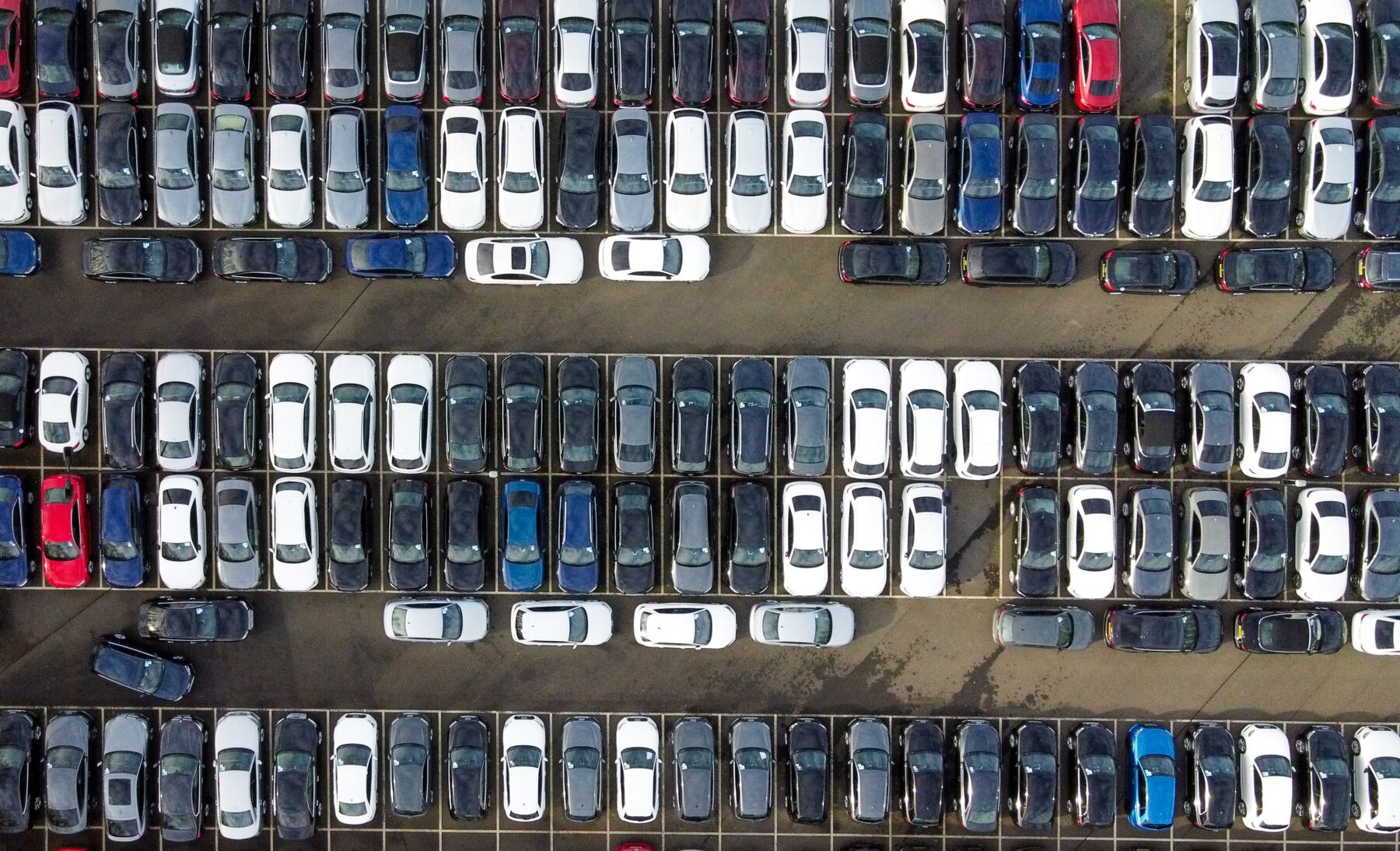 Used Car Prices Fall 4.2 in June, Key Inflation Measure Bloomberg