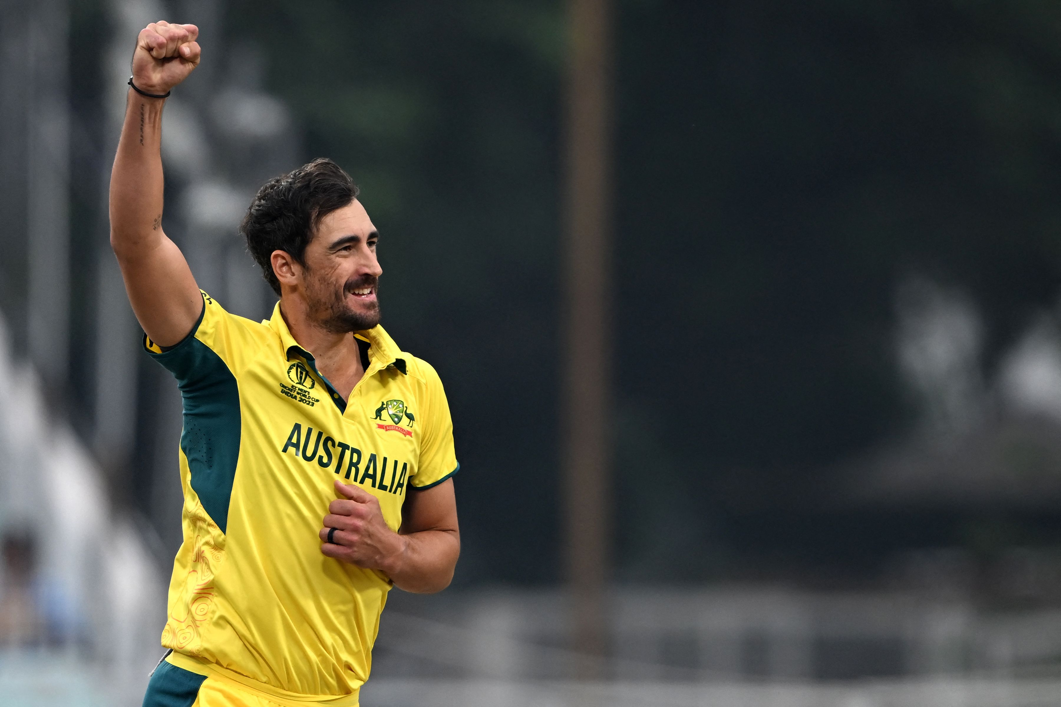 Shah Rukh Khan Bids Record Sum for Aussie Mitchell Starc in IPL Auctions -  Bloomberg