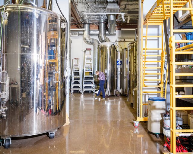 Inside the patient-care bay, the dewars must be regularly topped off with liquid nitrogen but don’t require electricity.