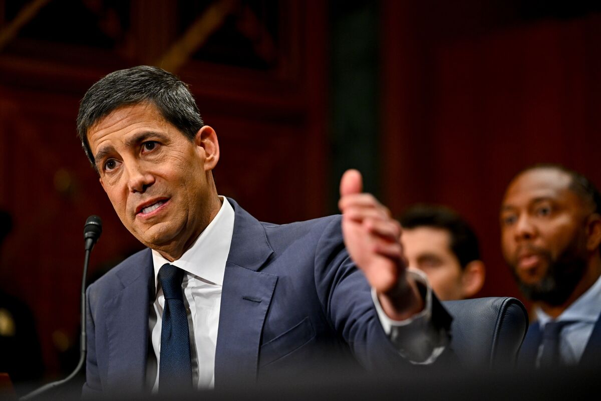 ‘Summer of the Bond Market’ Is Teed Up for Warsh, Goncalves Says