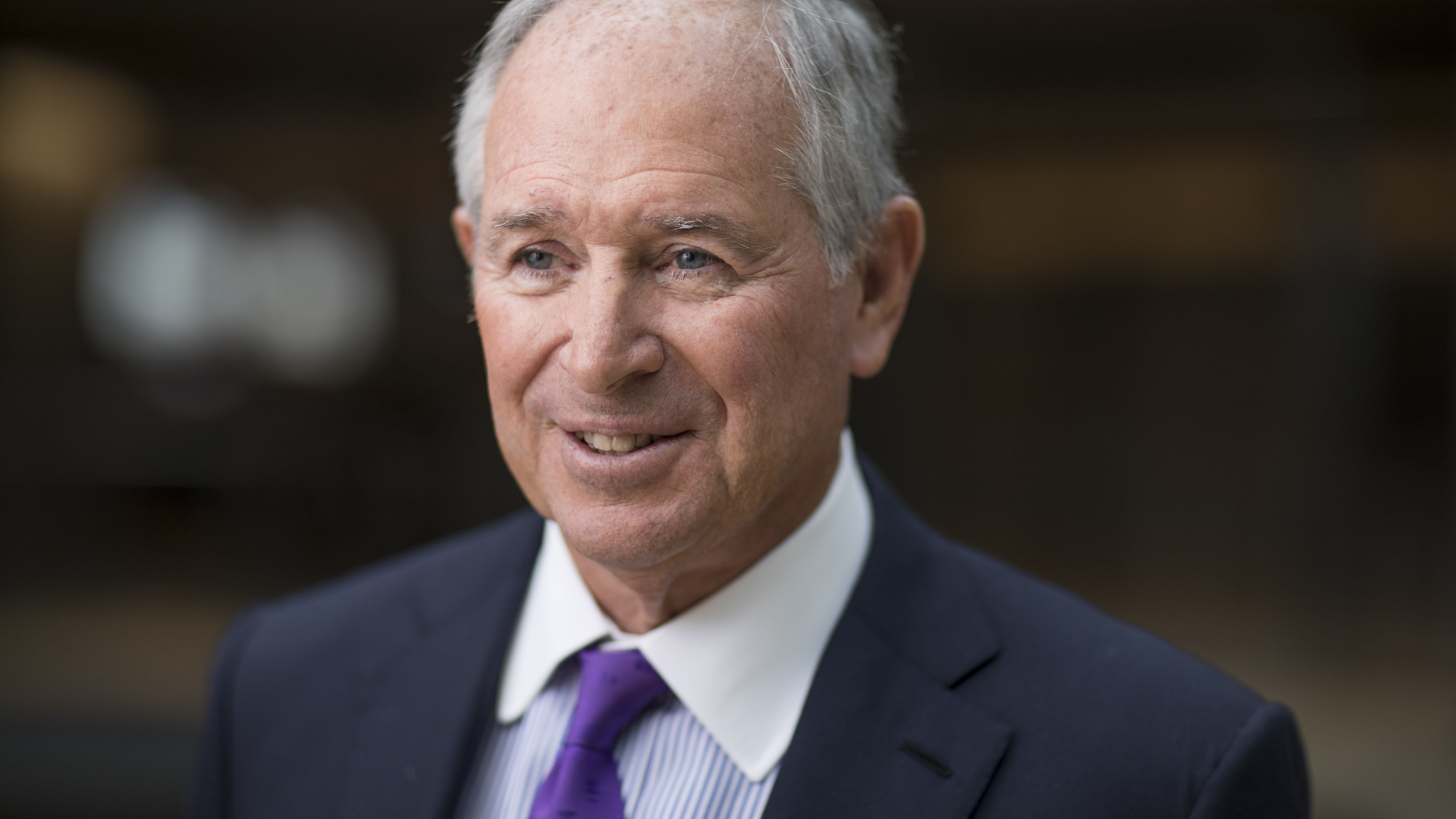 Blackstone CEO Stephen Schwarzman Helps China's Future Leaders - Bloomberg