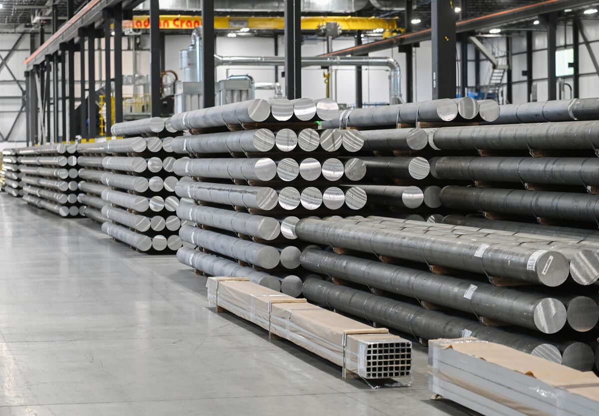 Aluminum Premium Slips as US Set to Cut Tariffs on Canada Metal