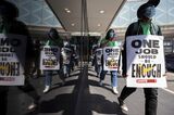 Fast food workers protest 'Hourly Wage' at San Francisco International Airport (SFO)