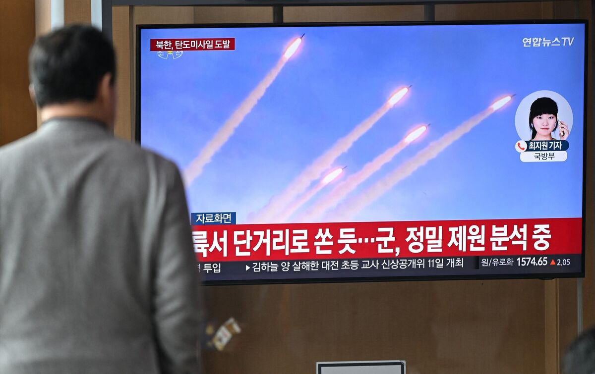 North Korea Fires Multiple Missiles as Trump Prepares APEC Trip