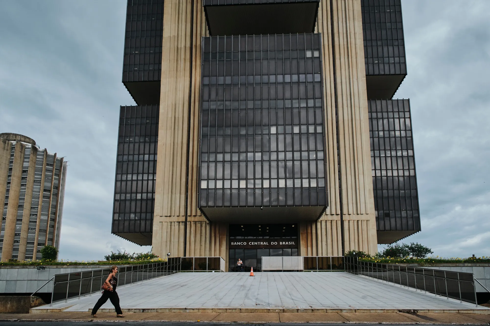 Banco Master CEO Arrested As Brazil Regulator To Liquidate Firm 