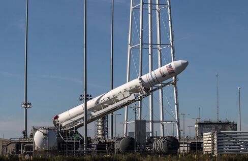 The Antares rocket on to the launch pad.