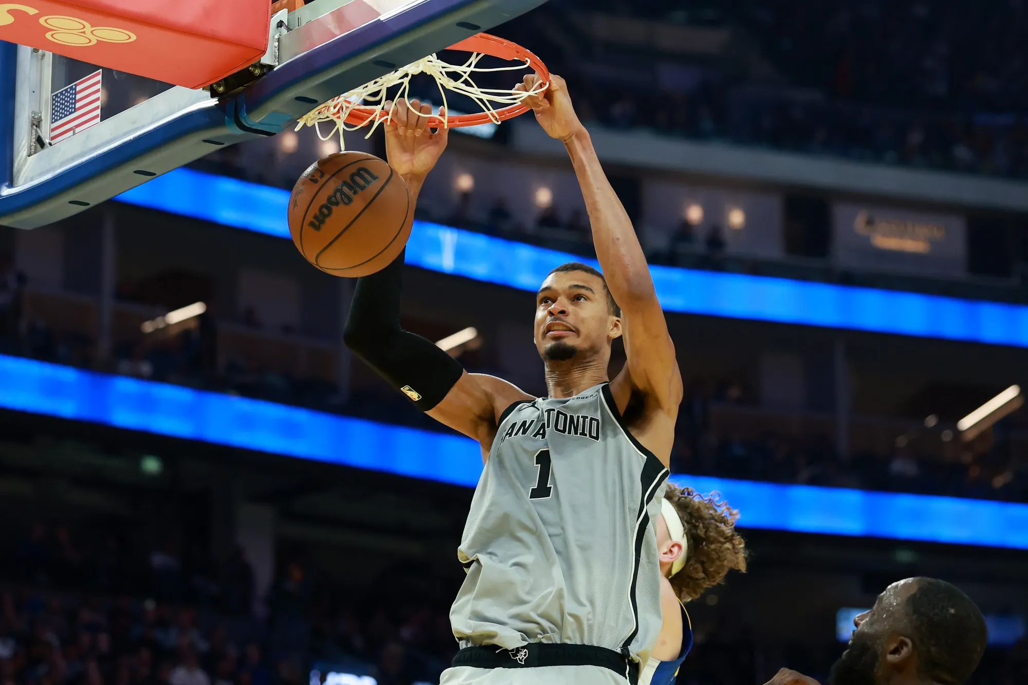 All eyes on a marvel.&nbsp;