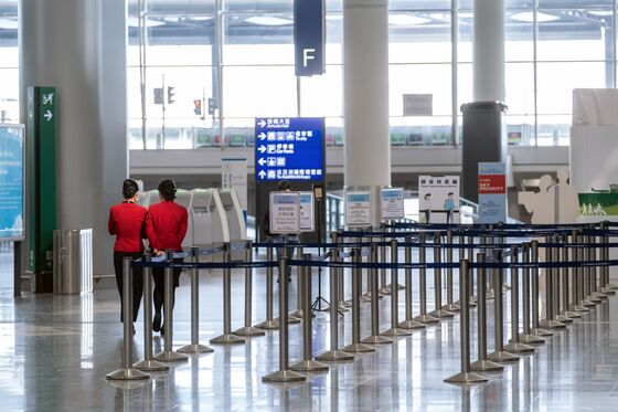 Cathay Crew to Work 21-Day Stints to Avoid Quarantine