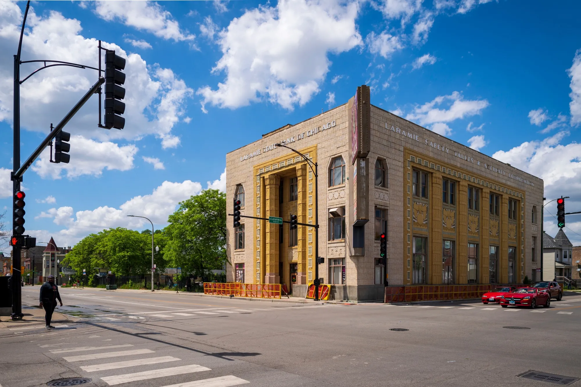An Art Deco&nbsp;neighborhood bank on the West Side of Chicago will soon be reborn as&nbsp;the anchor for a new mixed-use development.