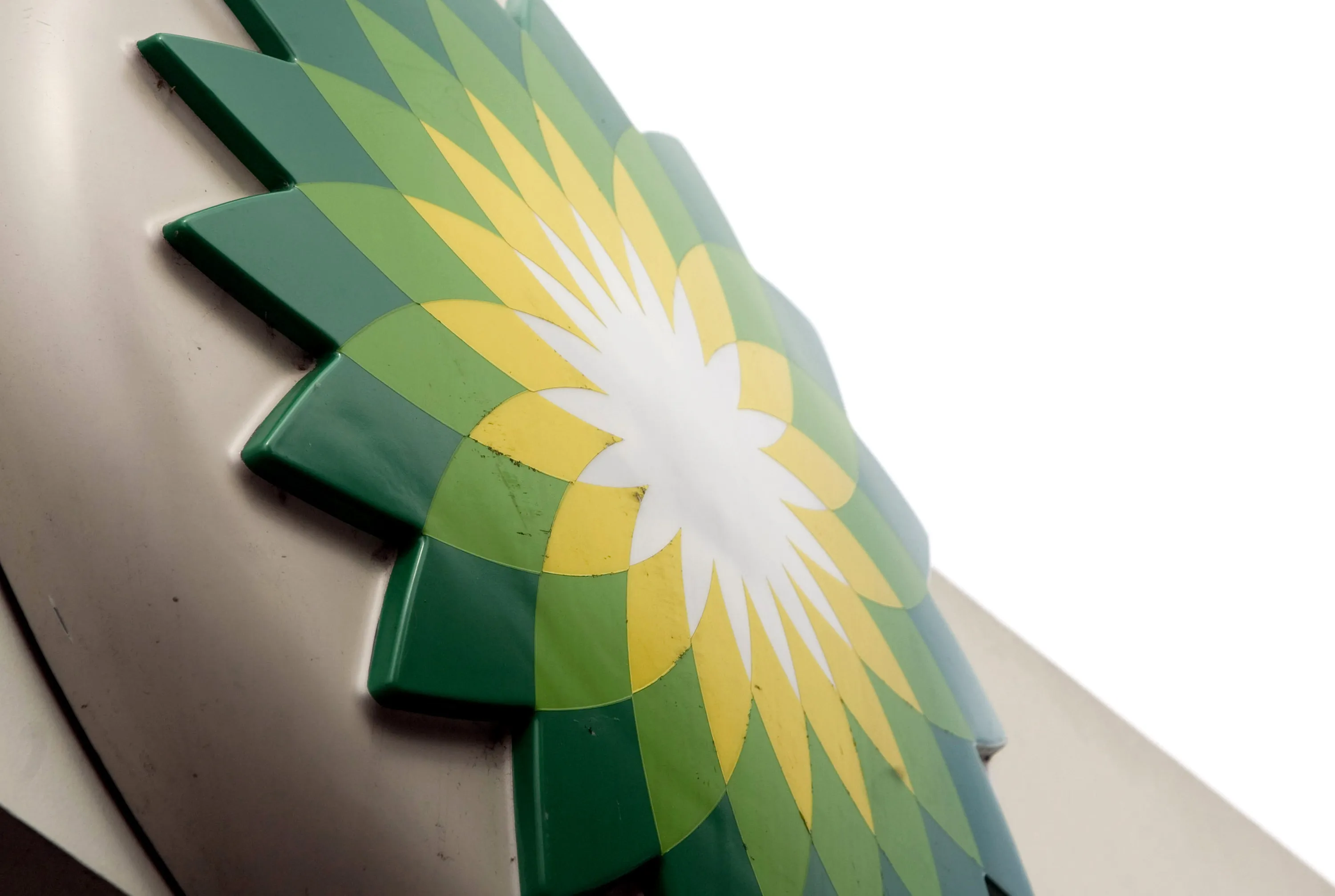 BP Petrol Stations As Company May Cut Second Quarter Dividend