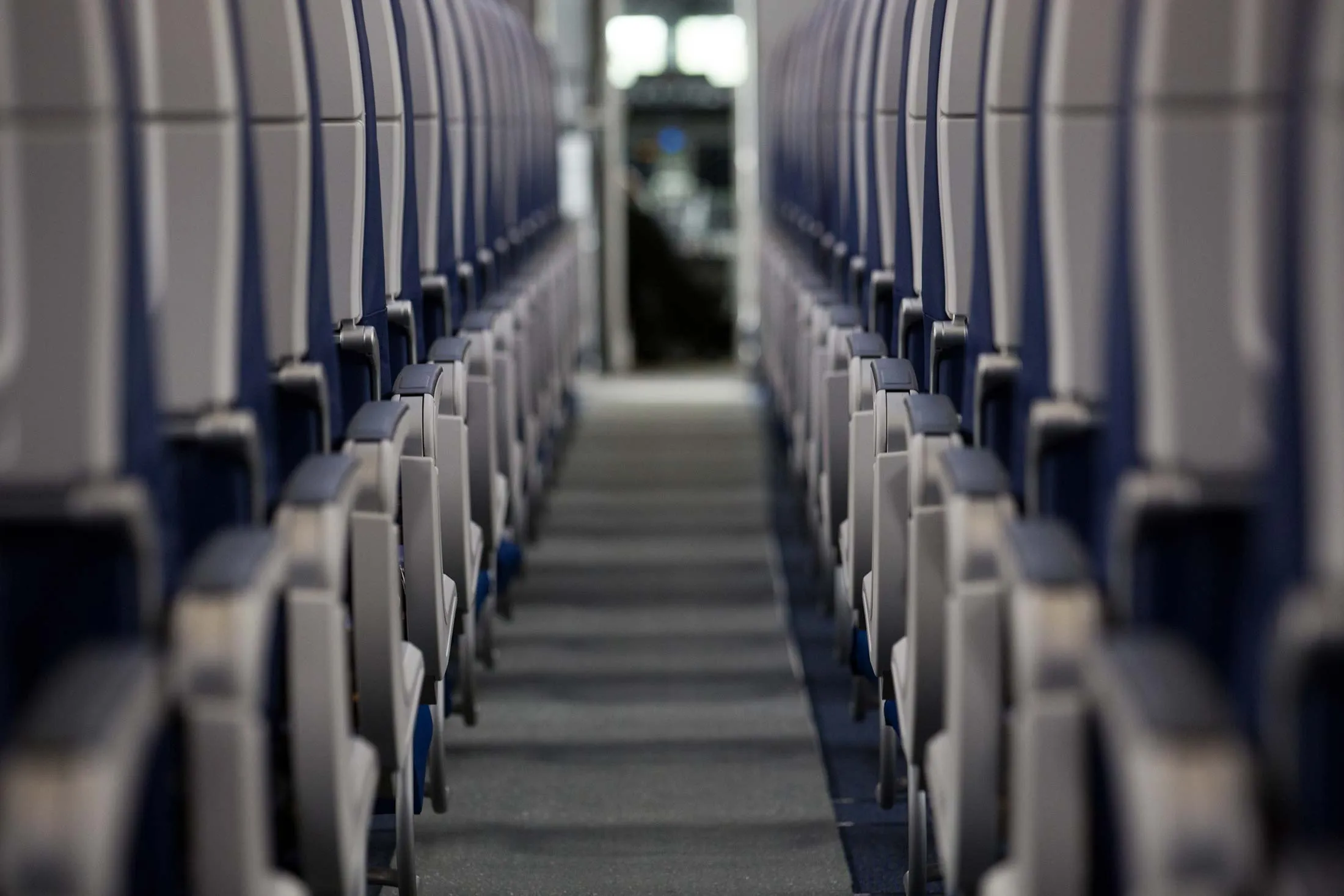 1491941721_airline-cabin-plane-seats