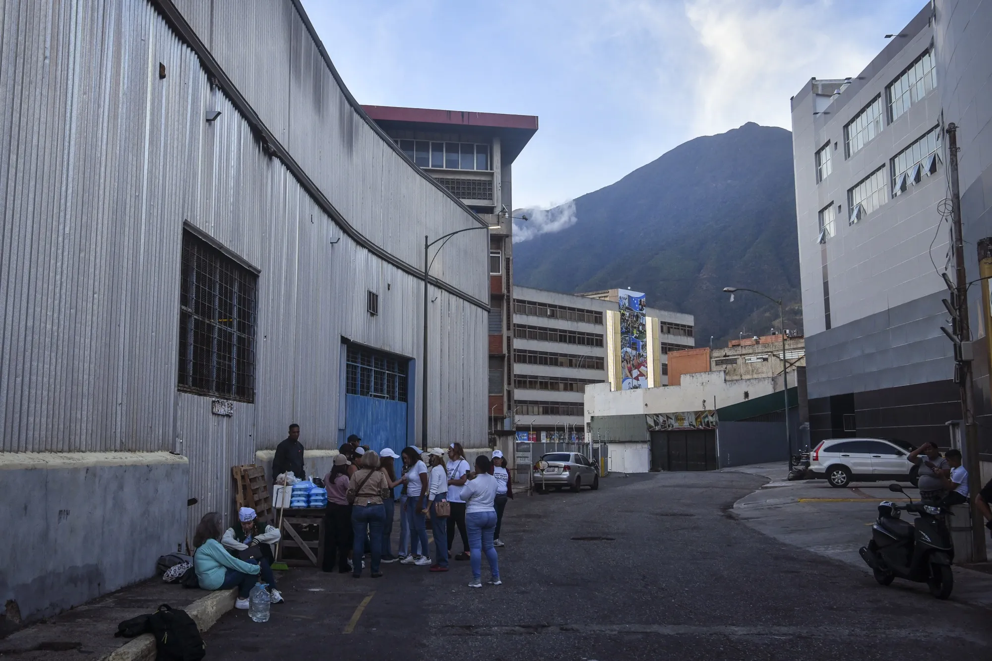 Relatives of detainees wait outside a detention center&nbsp;for&nbsp;the release of political prisoners in Caracas on Jan. 12.