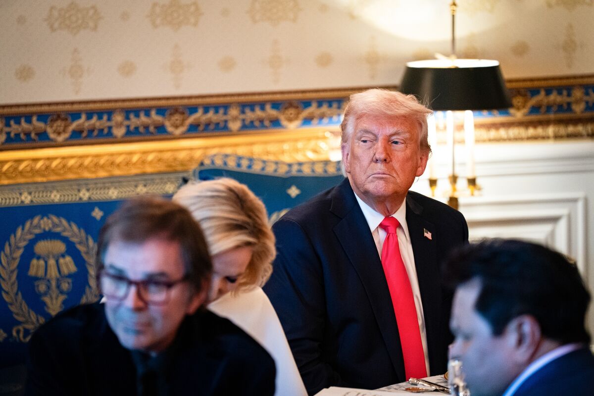 Trump Memecoin Speculator Says Presidential Dinner Is Costing Him Just $1 ...