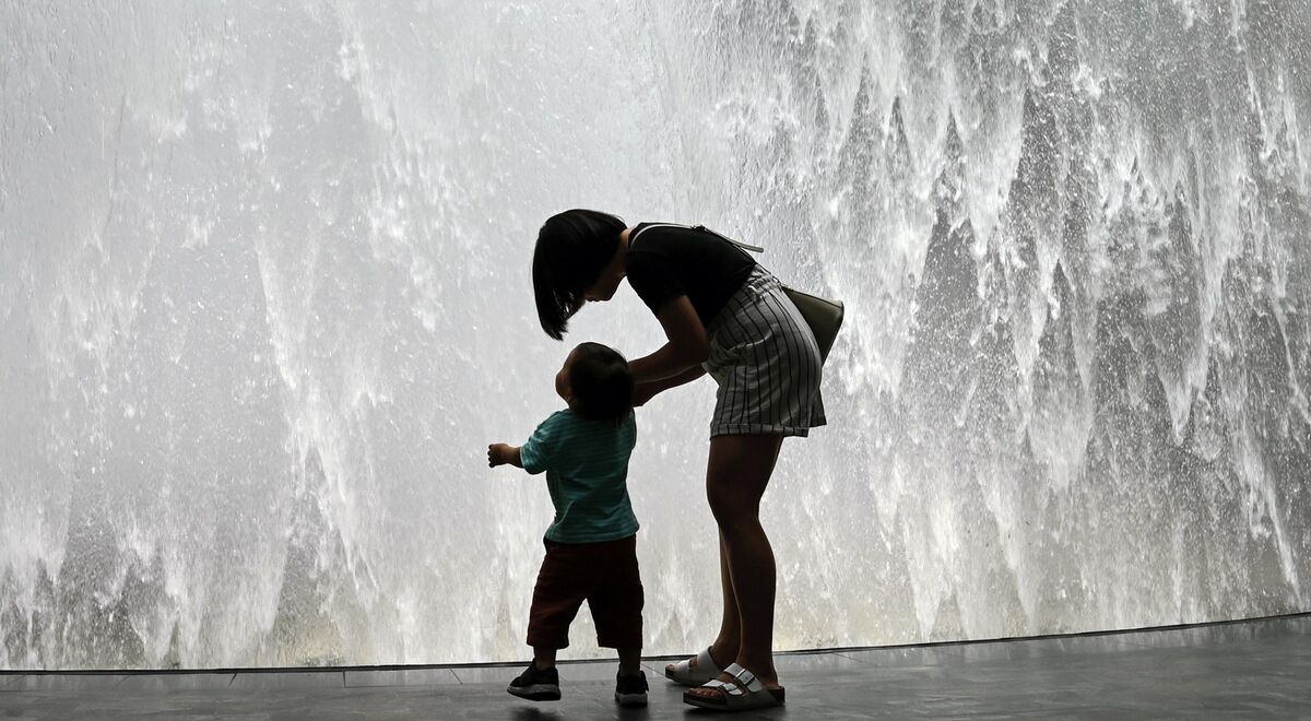 singapore-fertility-rate-falls-to-lowest-on-record-at-1-05-flipboard