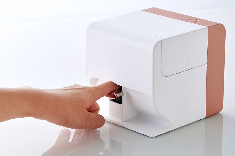 PriNail ネイルプリンター あなたもネイルアーティスト要らず、爪1本10秒でプリンターが