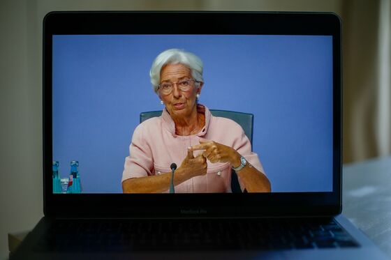 Lagarde Says Euro Gains Blunted Stimulus Boost to Inflation