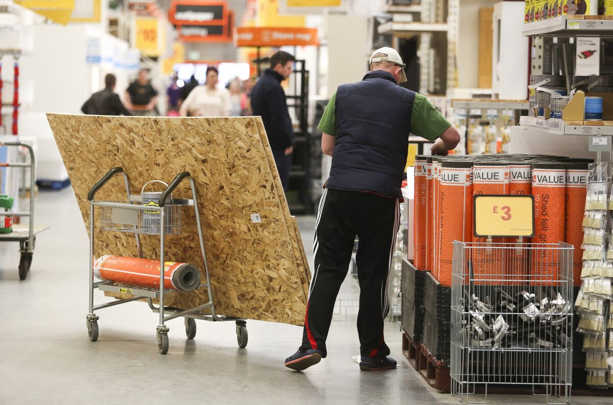 bloomberg.com - Isabella Ward - Homeware Stocks Are Unlikely Winners of UK's Weak Housing Market