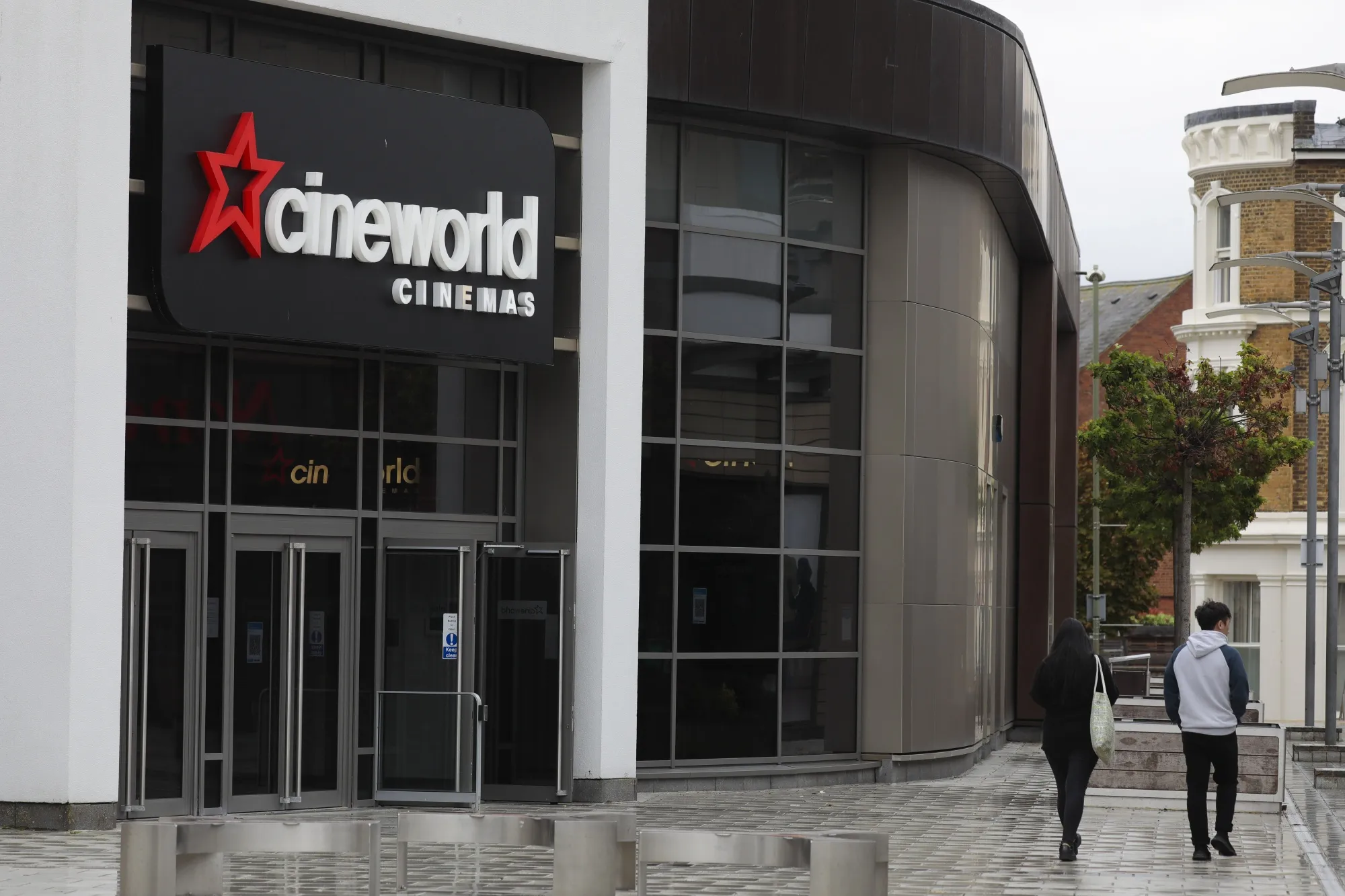 Cineworld Shuts Theaters, Risking 45,000 Jobs