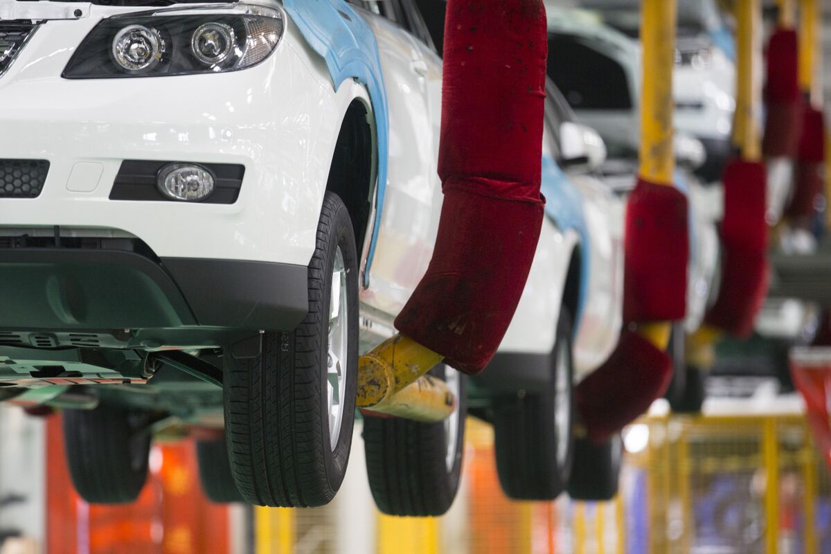 bloomberg.com - Linda Lew - China Limits Trade-In Subsidy for 2026 in Hit to Some Carmakers