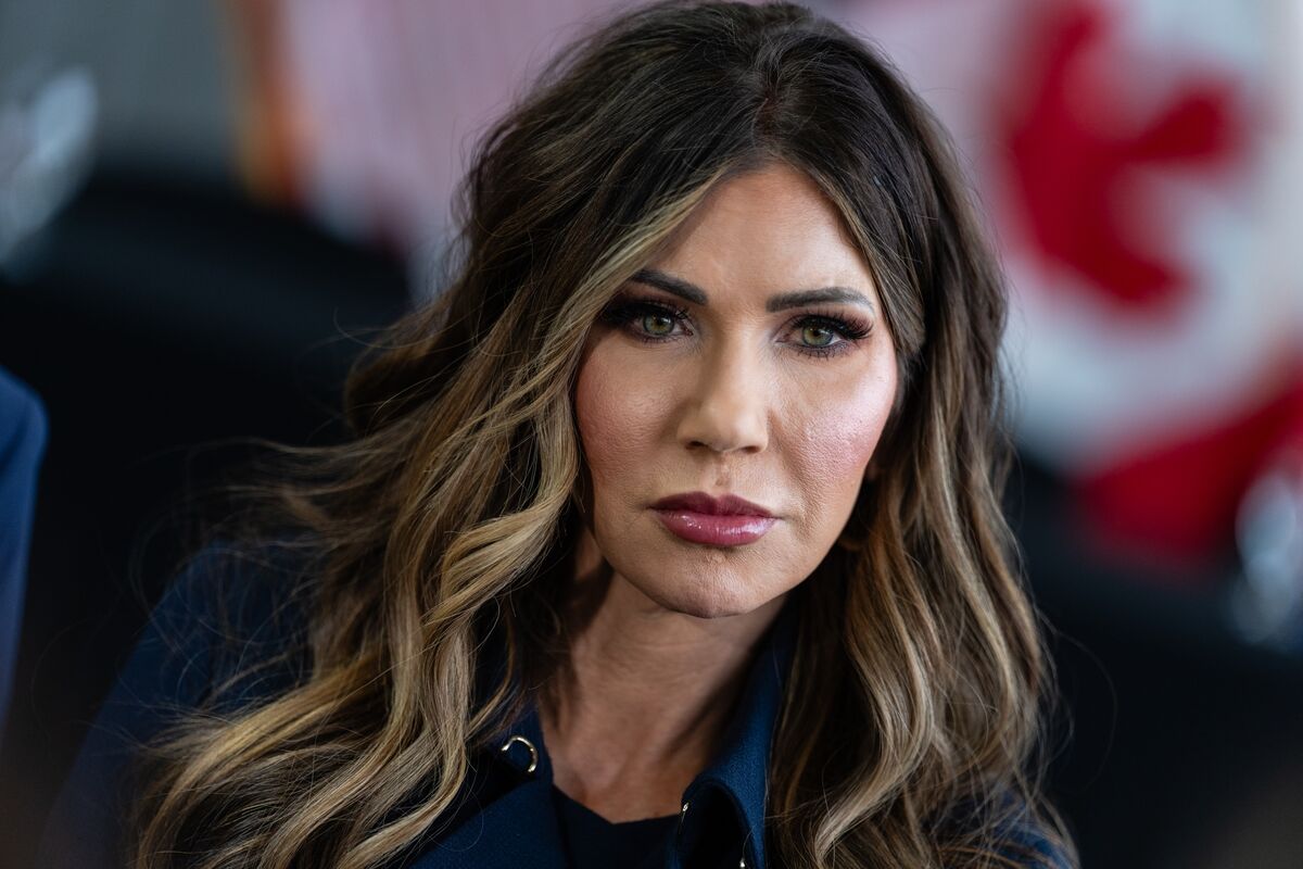 Noem, Top US Lawyers Reveal Little in Judge’s Contempt Probe