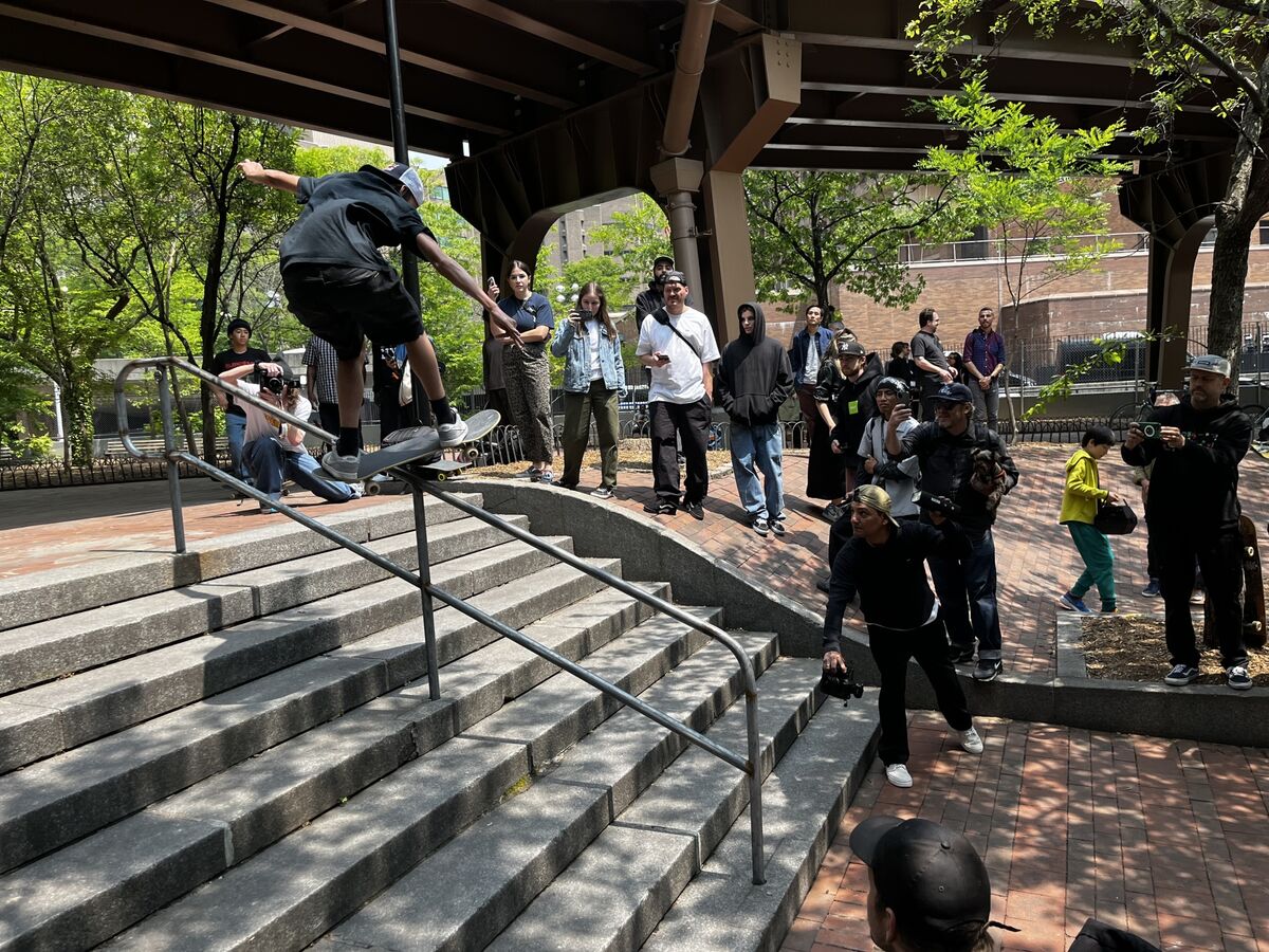 NYC Brings Back Iconic Brooklyn Banks Skate Park After 13 Years Bloomberg