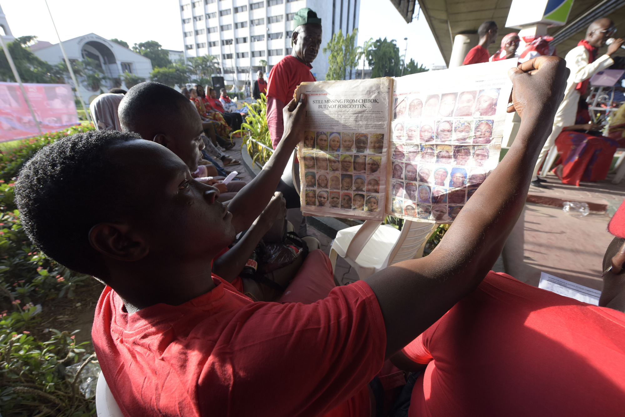 Nigerian Troops Rescue Chibok Girl Taken In 2014 Mass Abduction - Bloomberg