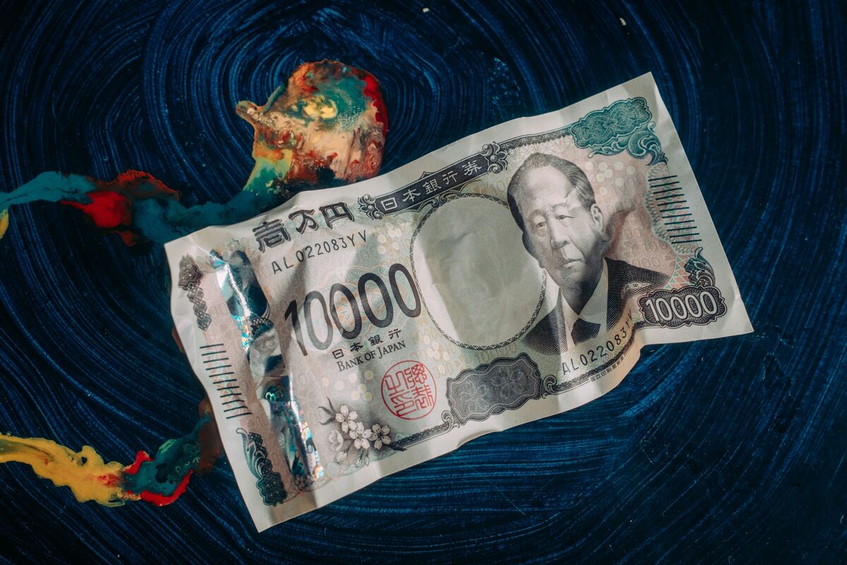BOJ Data Suggest Japan Intervention of About 8.45 Trillion Yen