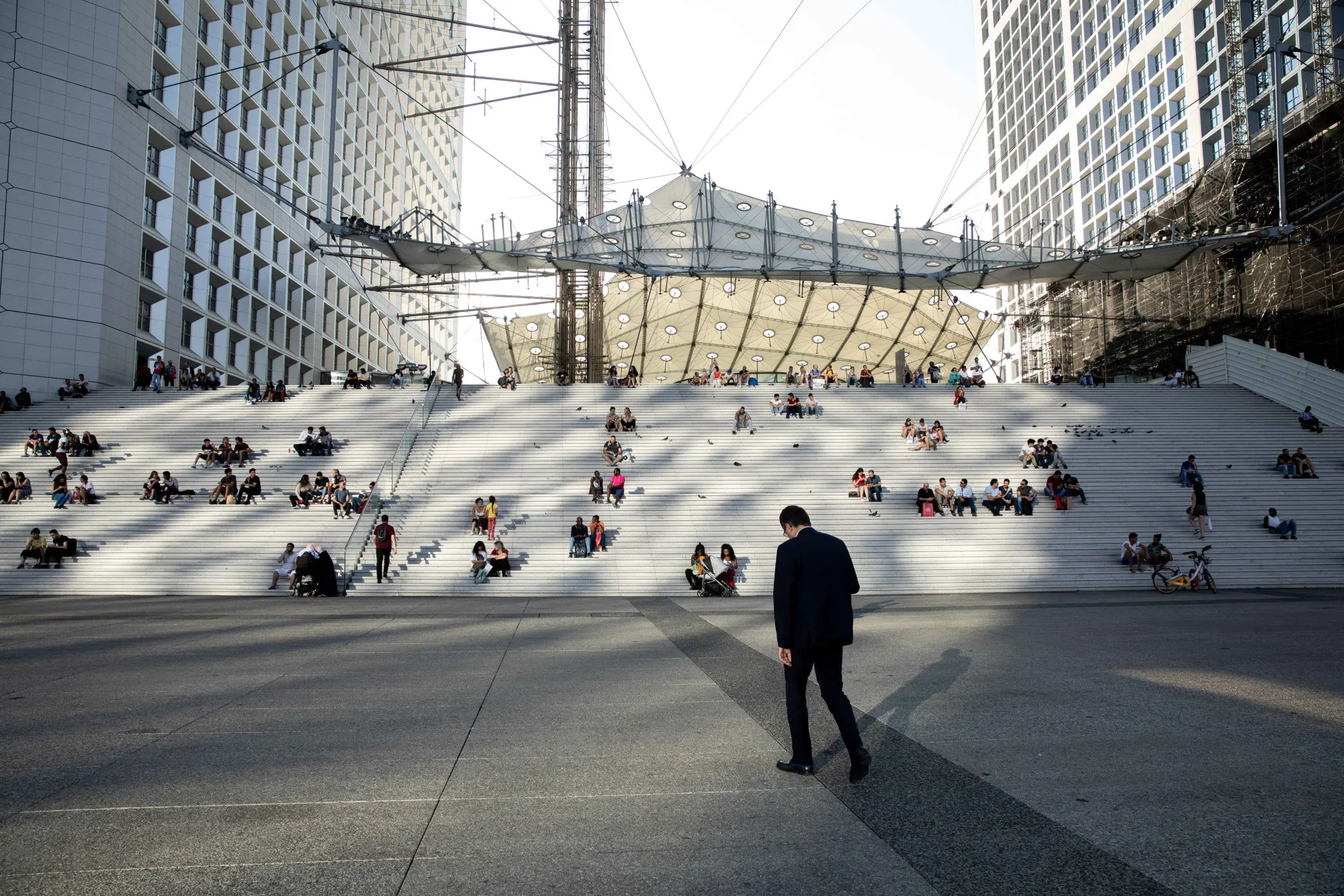 Frankfurt Losing Edge in Brexit Race as Paris Gains Ground
