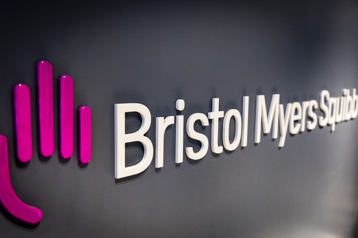 assets.bwbx.io image