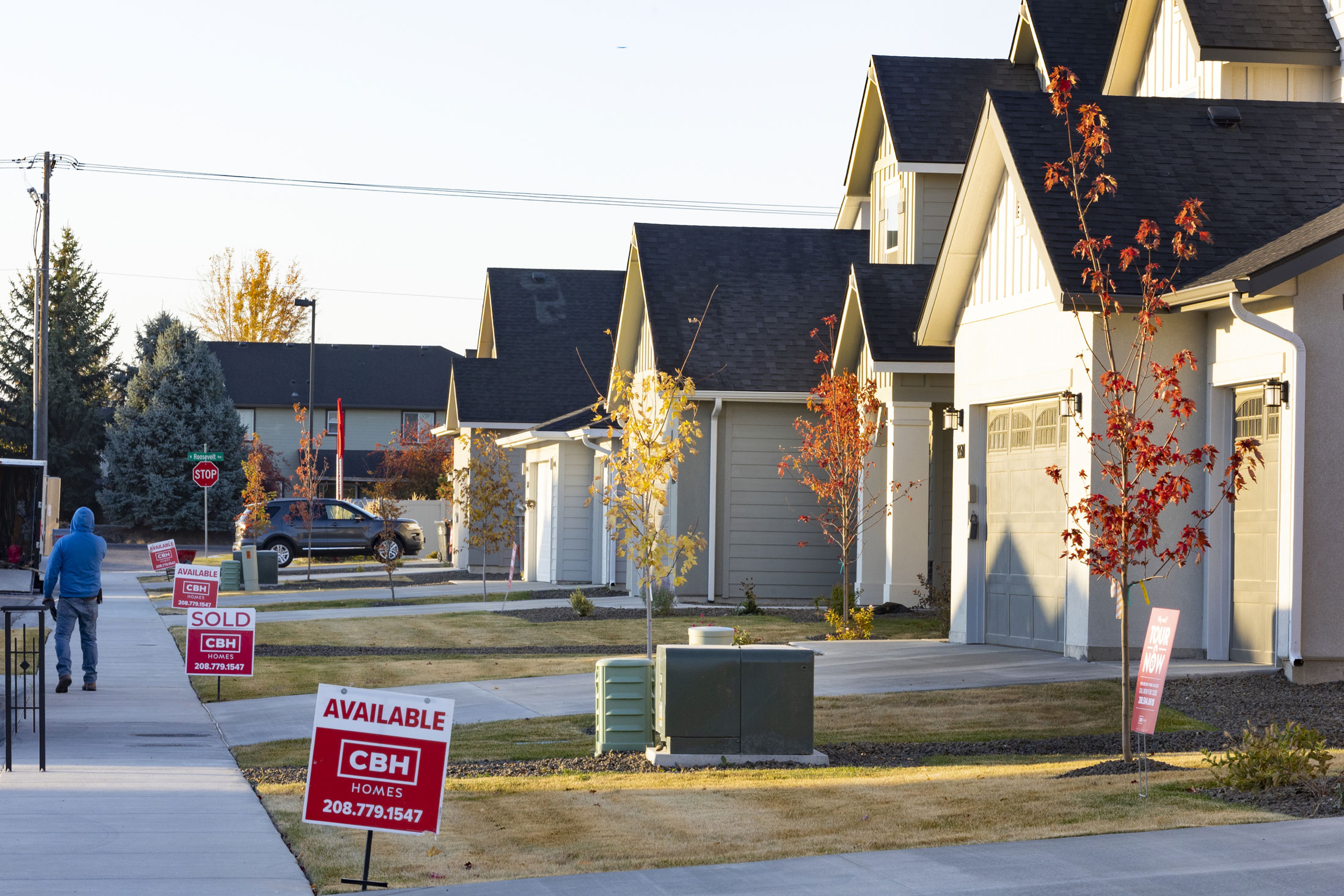 Million-dollar South Carolina-style spec homes rising at West