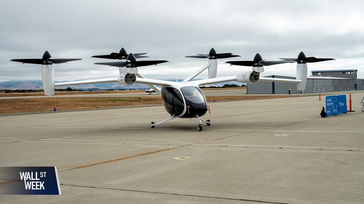 Watch Trump’s Executive Order to Make Flying Cars a Reality