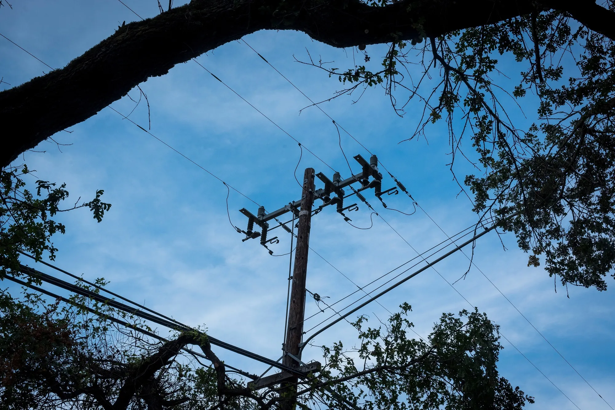Half A Million Californians Lose Power As Big Blaze Rages