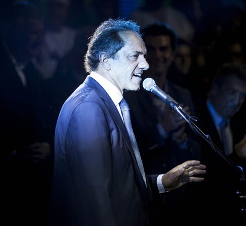 Presidential Candidate Daniel Scioli Holds Final Campaign Rally Before Election