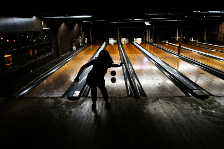 TOPSHOT-US-LIFESTYLE-LEISURE-BOWLING