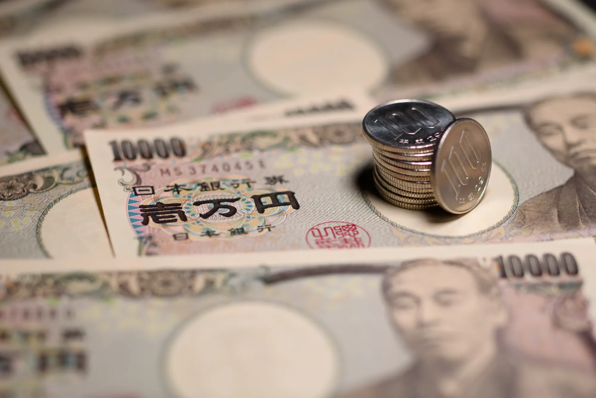 A $400 Billion Japanese Wave of Cash May Be Heading Overseas - Bloomberg