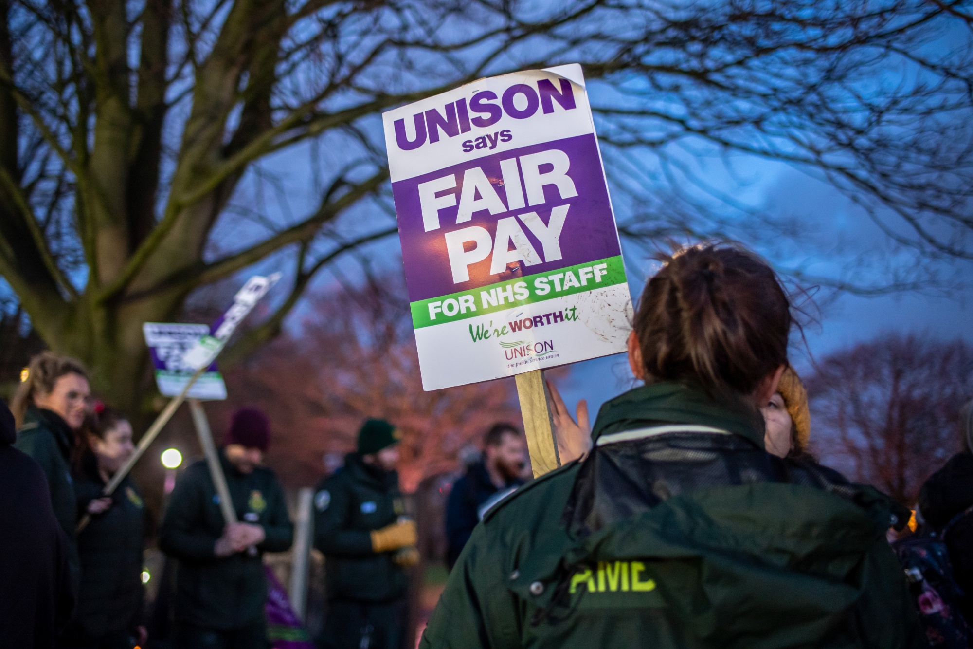 ambulance-workers-to-walk-out-on-february-10-bloomberg