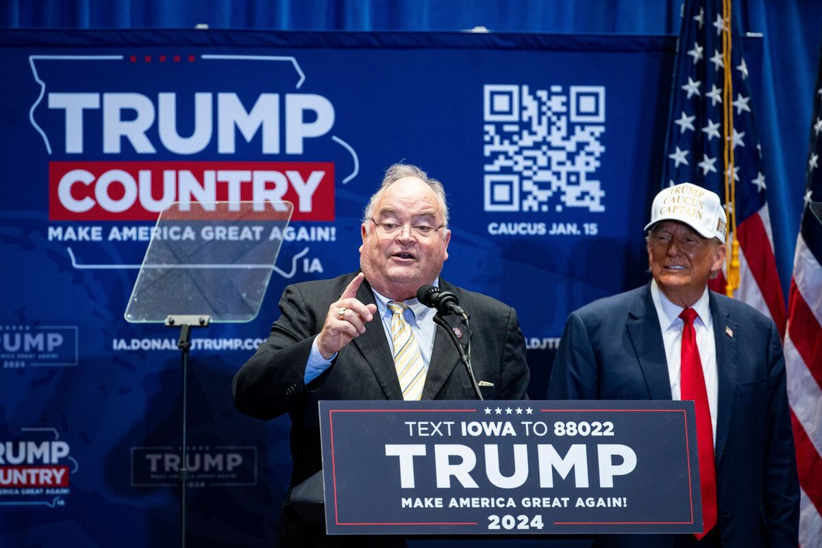 Donald Trump Names Former Rep. Billy Long as IRS Commissioner - Bloomberg