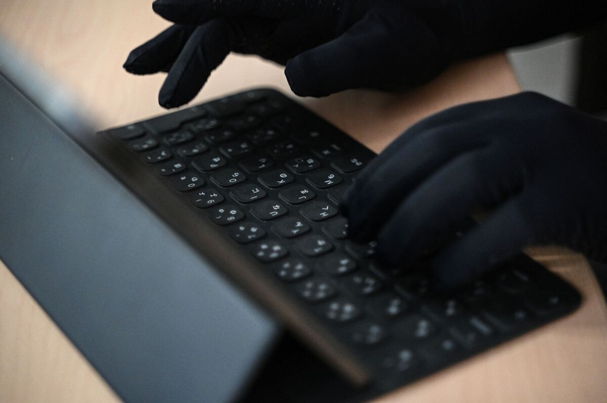 US Warns Iran-Tied Hackers Pose Ongoing Risk to American Firms