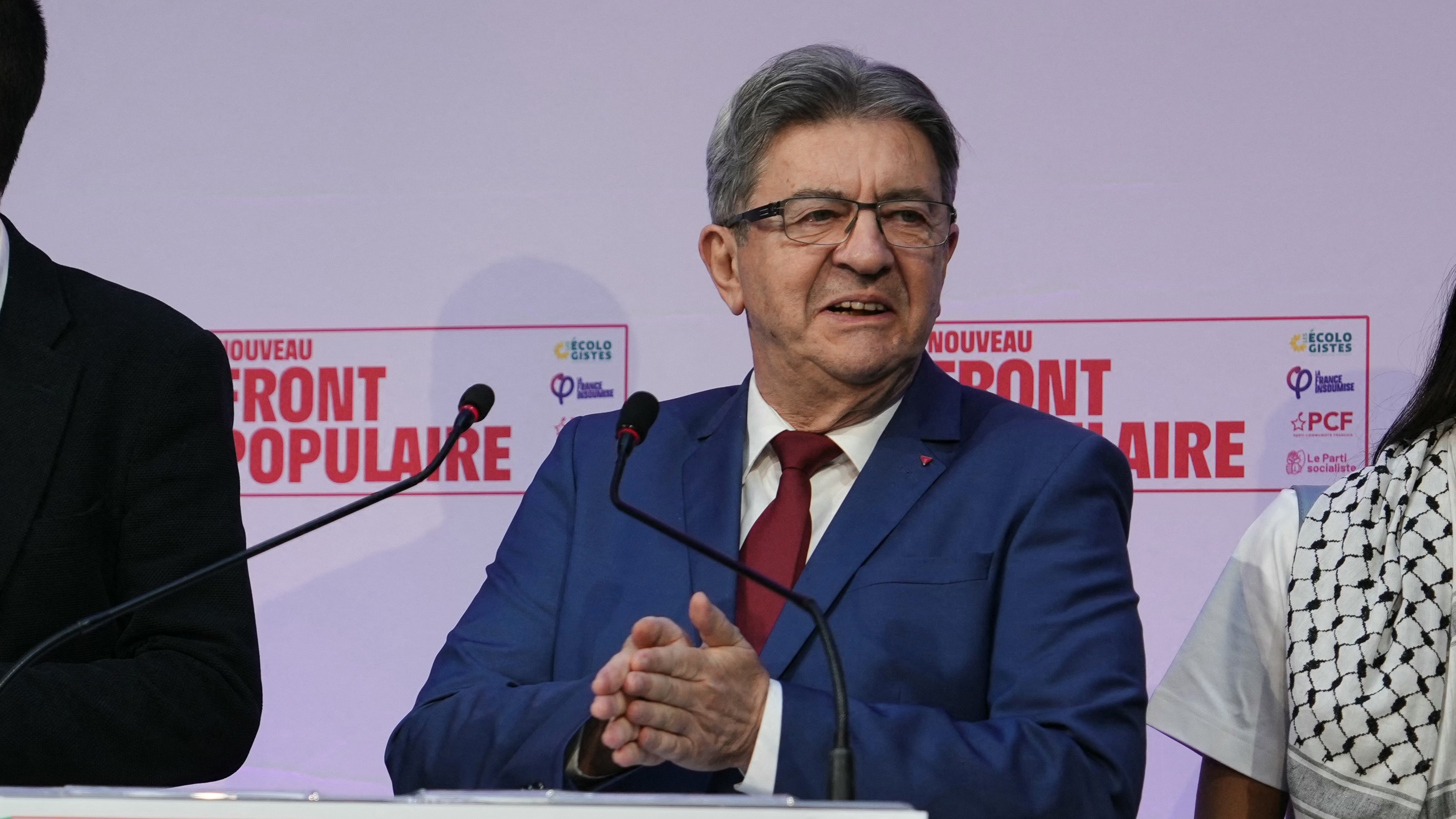 Watch Melenchon Says His Party Won’t Allow Le Pen to Prevail - Bloomberg