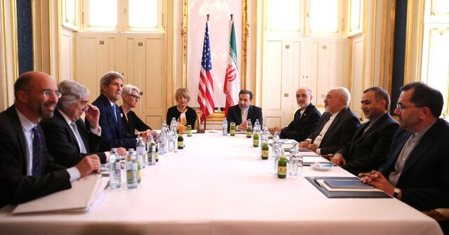 Wendy Sherman, next to then-US Secretary of State John Kerry and two seats away from Abbas Araghchi, during Iran nuclear talks in Vienna in 2015.