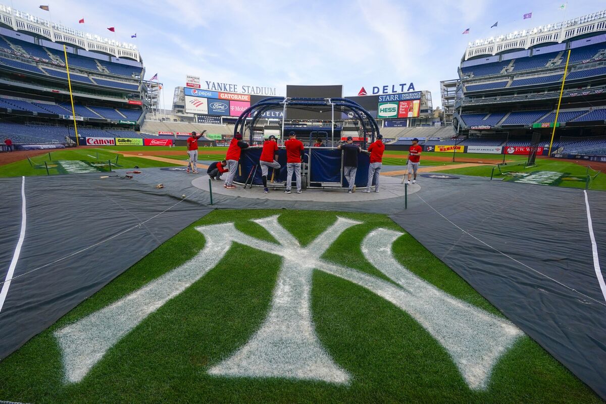 Wintry Weather Forces Postponement Of Yankees' Opener Until