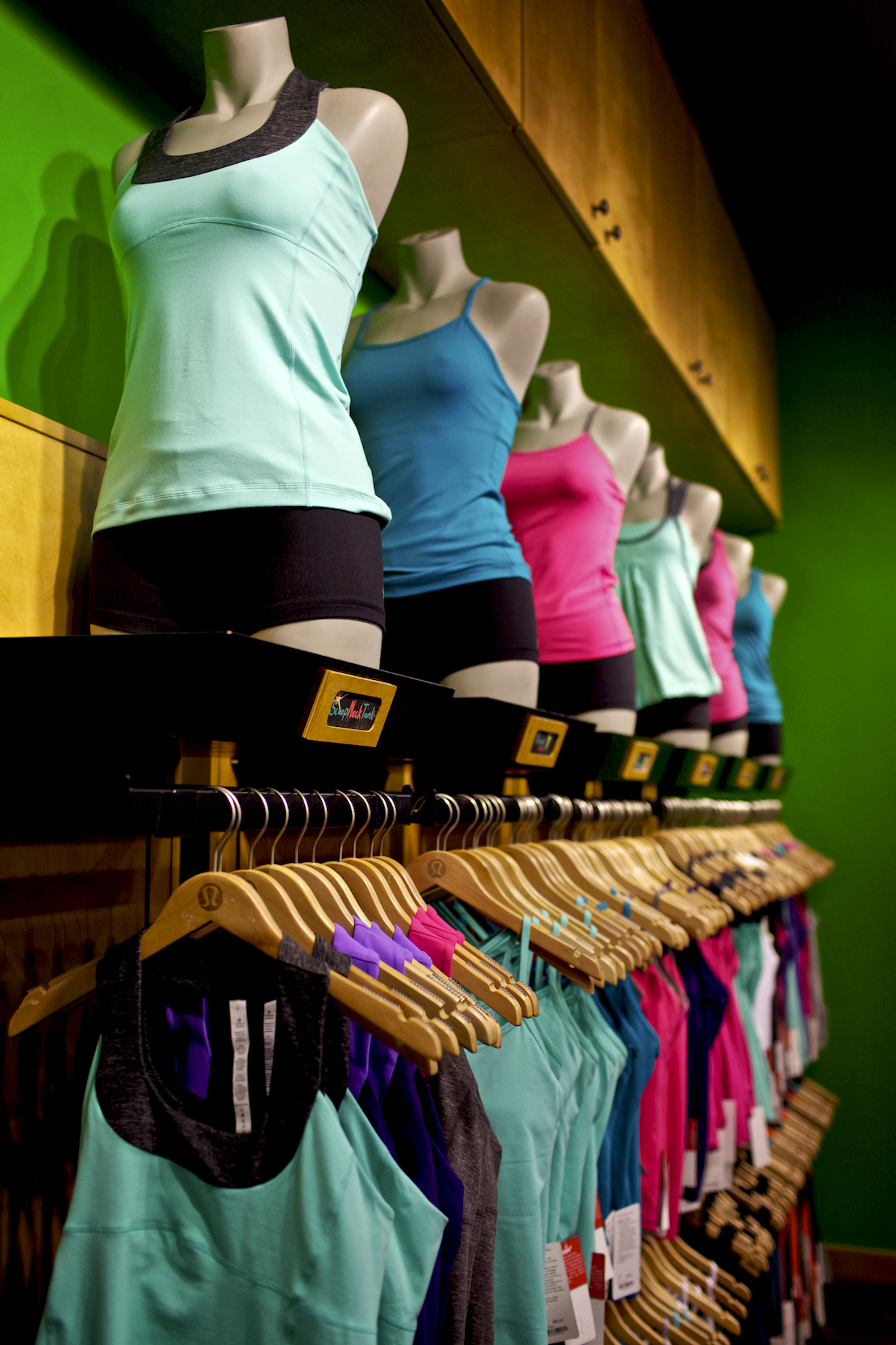 Lululemon Learns 'Discipline' From Recession Lesson - Bloomberg