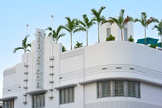 Former Chateau Marmont Boss Plans New Los Angeles Club and Hotel