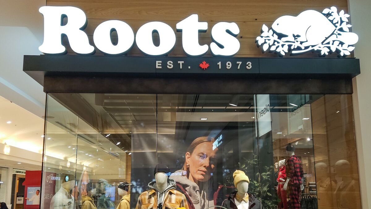 bloomberg.com - Stephanie Hughes - Canada Retailer Roots Explores Sale After Years of Struggle
