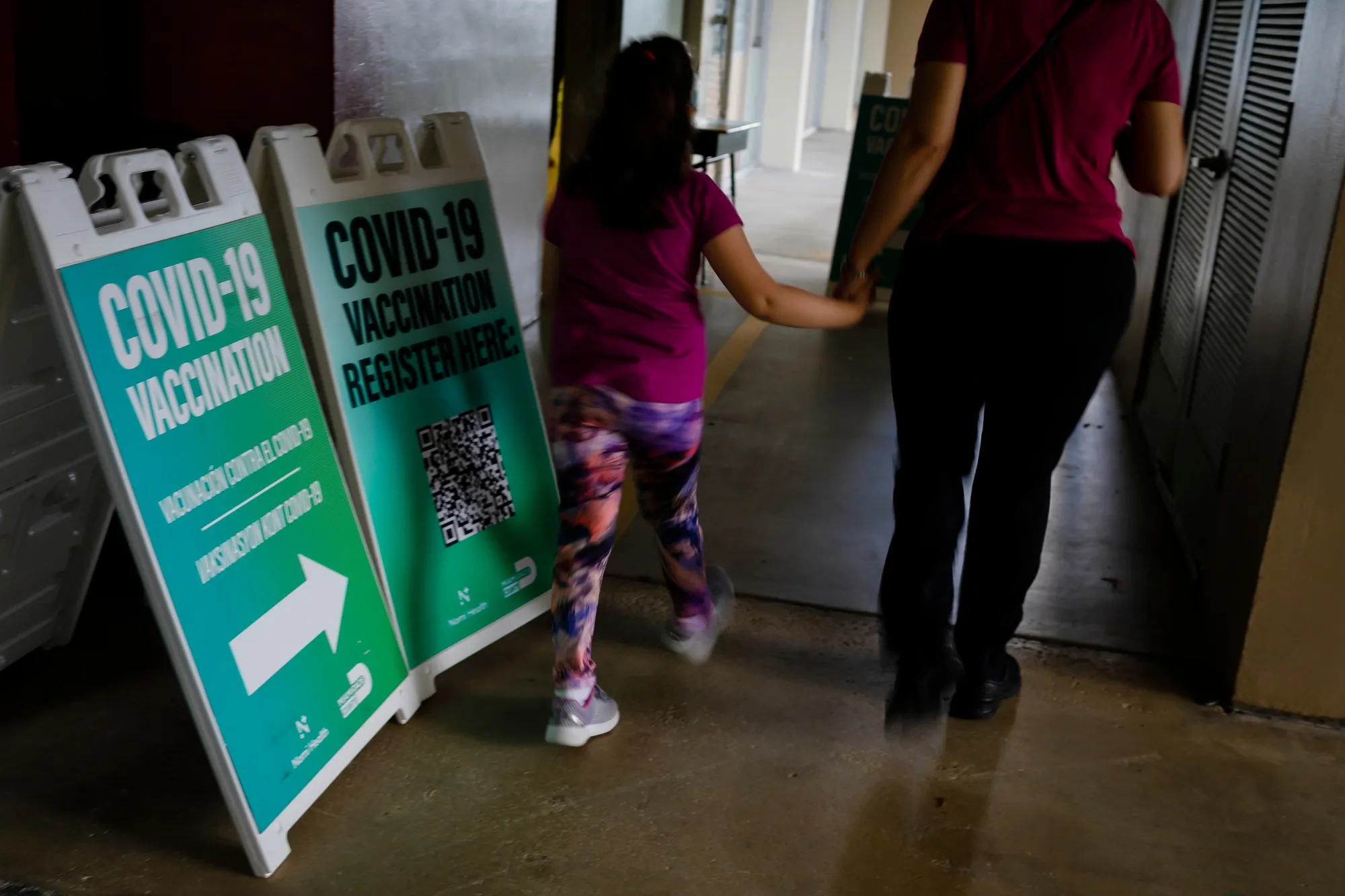 A child arrives at a vaccination site for children in Miami in 2021.&nbsp;