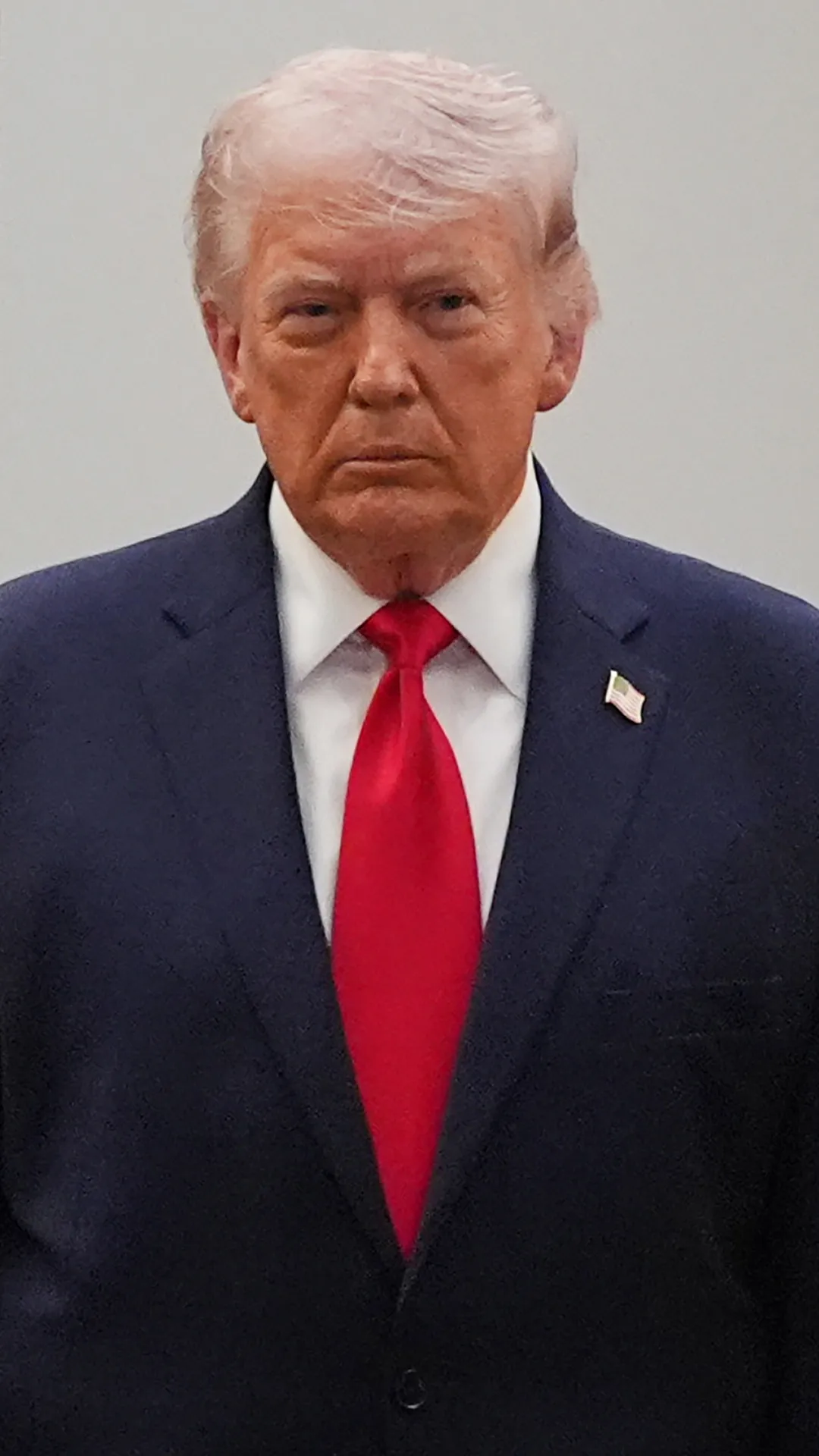 Trump Ratchets Up Iran Threat With One-Day Countdown