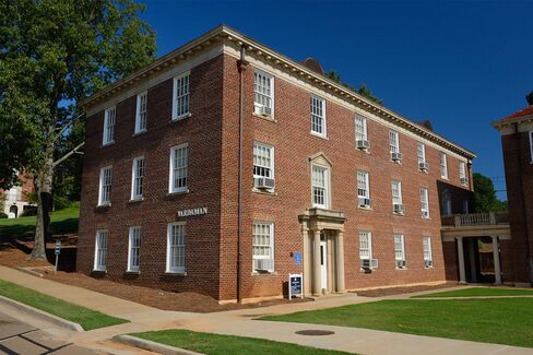 Vardaman Hall at the University of Mississippi.