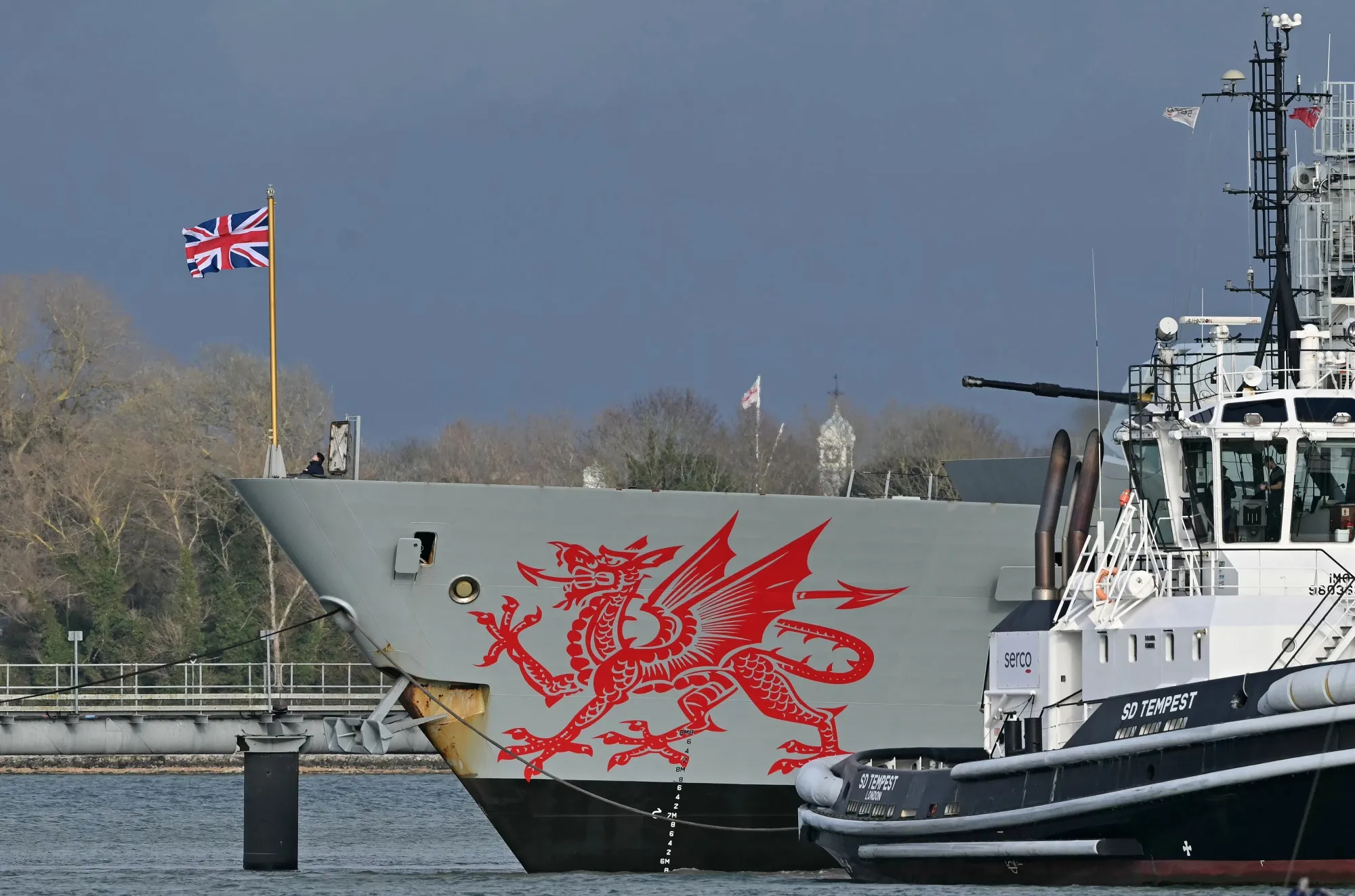 Deployed with difficulty.