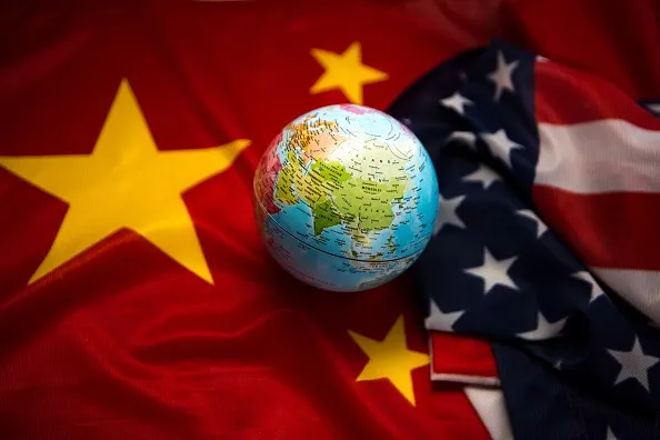 The middle ground is disappearing in technology.