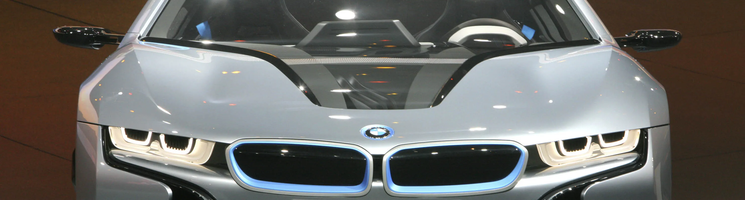 1480902935_bmw i8 headlight lede